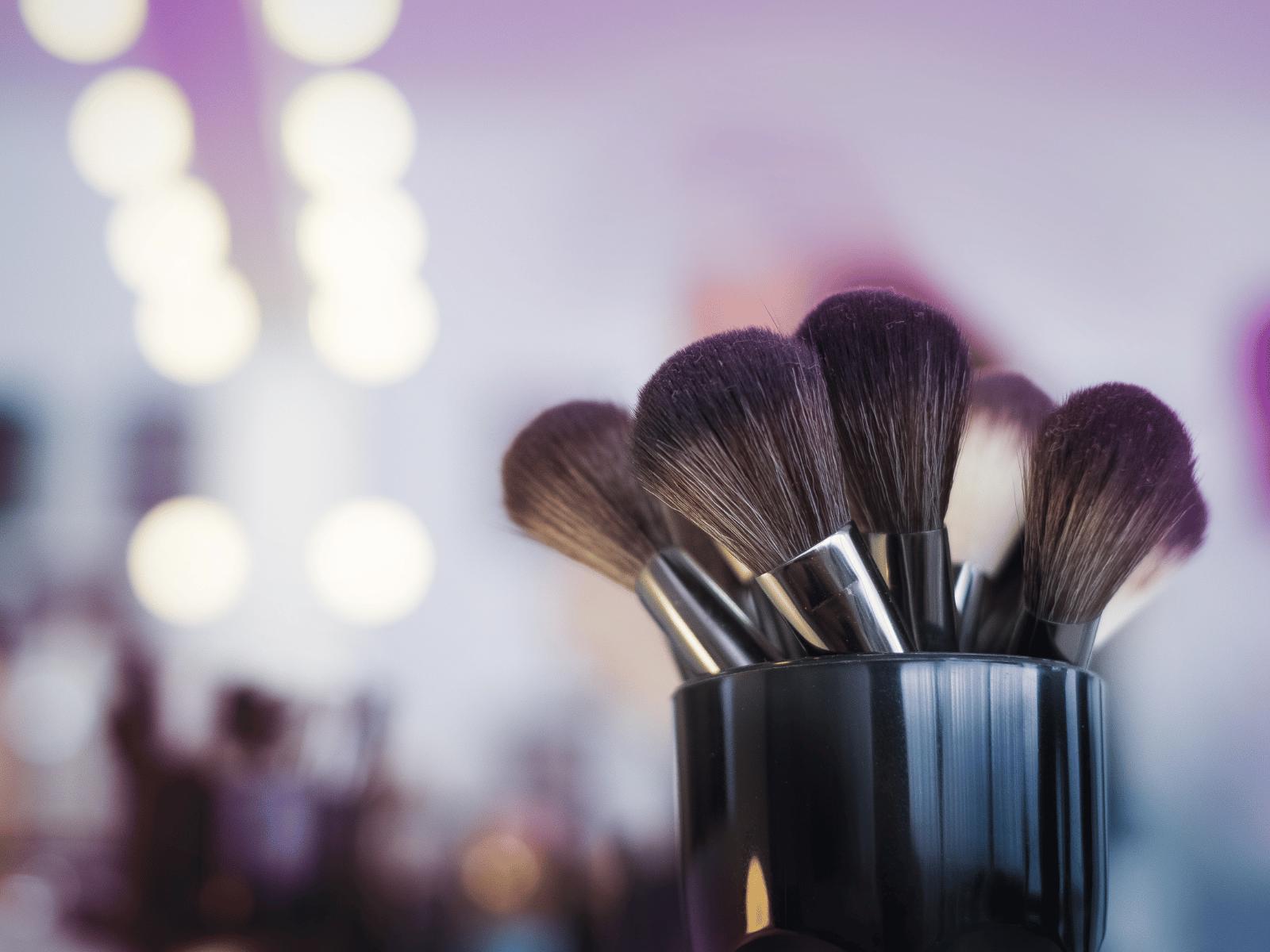 5 Key Considerations When Choosing a Cosmetology School

